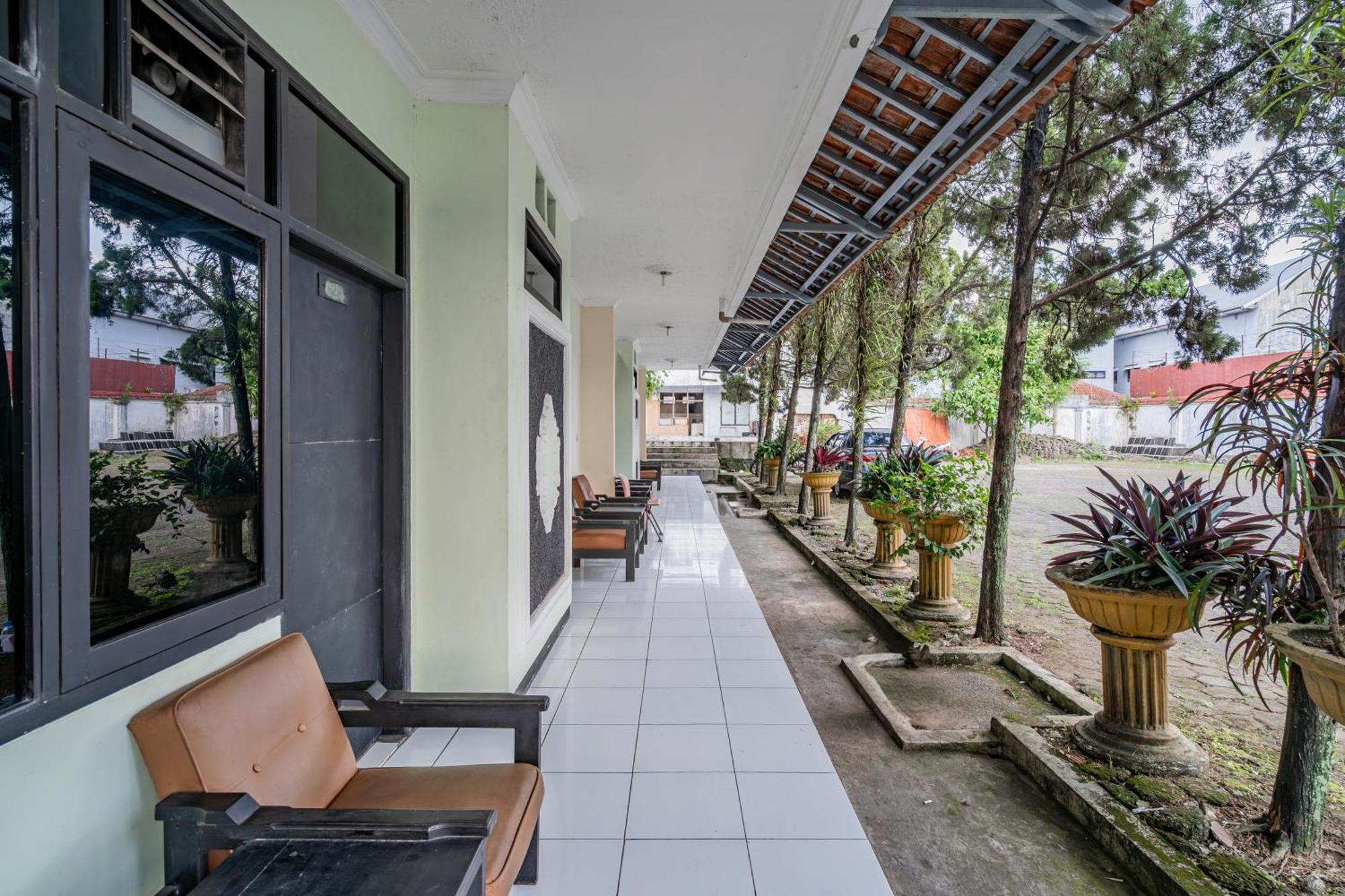 Dancenter Near Alun-alun Kota Tasik Apartemen Tasikmalaya